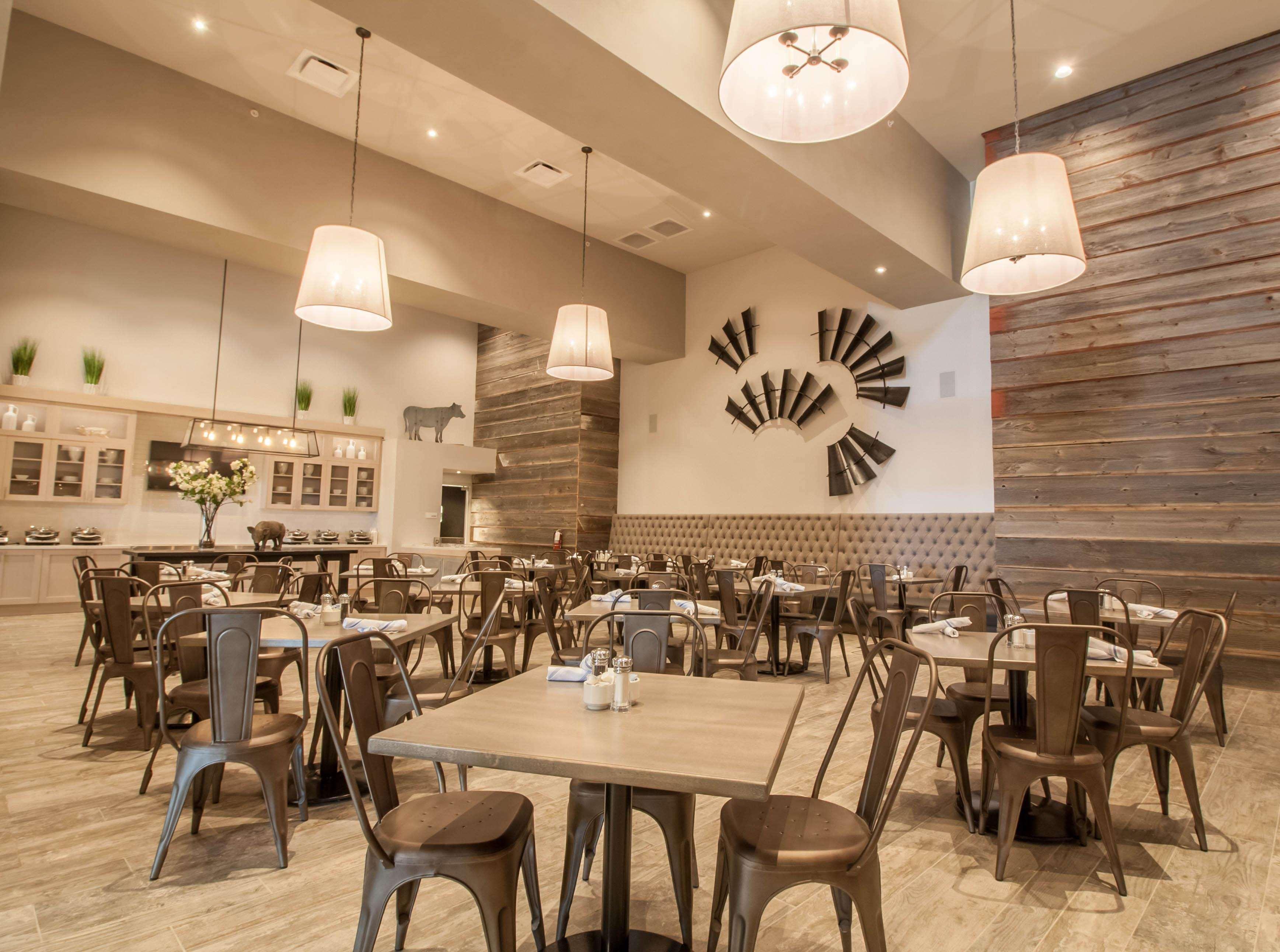 Hotel Renovo Des Moines Urbandale,Tapestry Collection Hilton מראה חיצוני תמונה
