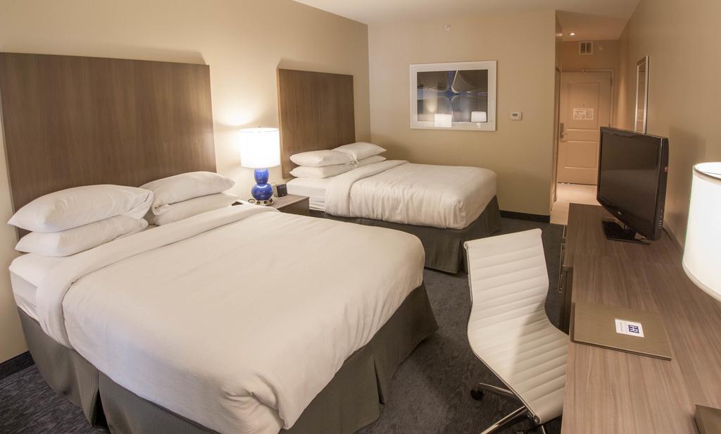Hotel Renovo Des Moines Urbandale,Tapestry Collection Hilton מראה חיצוני תמונה