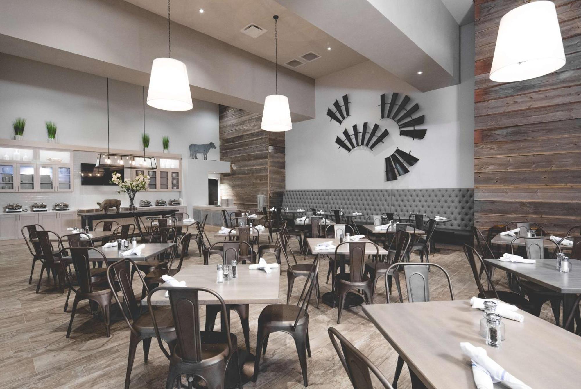 Hotel Renovo Des Moines Urbandale,Tapestry Collection Hilton מראה חיצוני תמונה